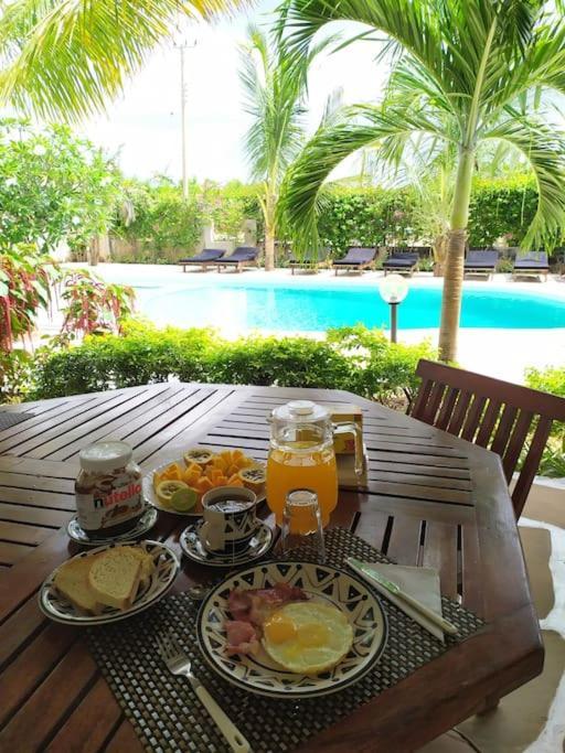 Twiga House Resort Piscina ☆☆☆☆☆ Pearl Beach Watamu Dış mekan fotoğraf